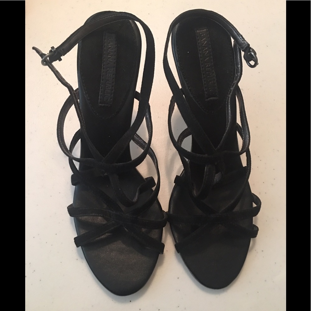 Banana Republic black leather strap heels Sz 8